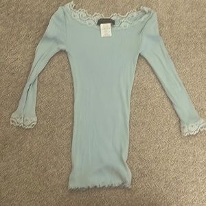COPY - Rosemunde. Xs. Baby blue 3/4 sleeve with lace detail